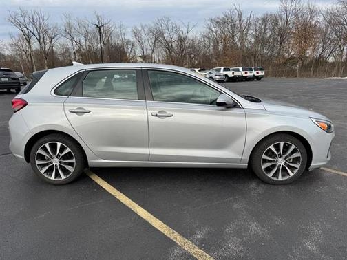 2018 Hyundai Elantra GT Base