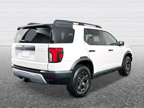 Platinum White Pearl 2026 Honda Passport RTL Towing