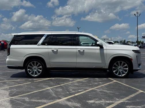 2023 Cadillac Escalade ESV Premium Luxury Platinum