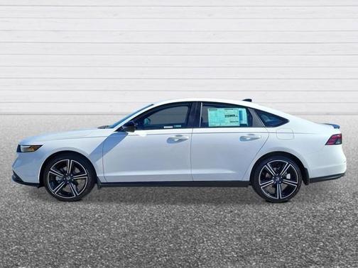 Platinum White Pearl 2026 Honda Accord Hybrid Sport