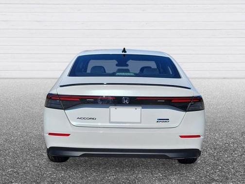 Platinum White Pearl 2026 Honda Accord Hybrid Sport