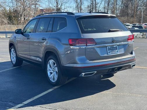 2022 Volkswagen Atlas 3.6L SE w/Technology