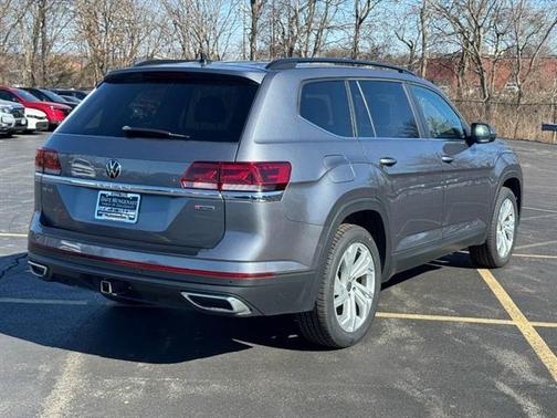 2022 Volkswagen Atlas 3.6L SE w/Technology