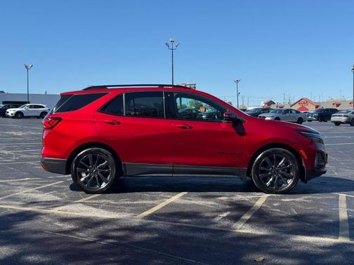 2022 Chevrolet Equinox RS
