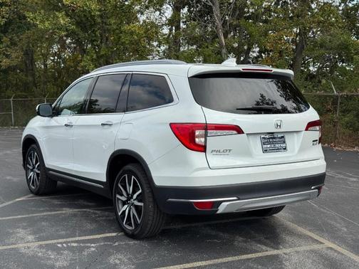 2022 Honda Pilot Touring 7-Passenger