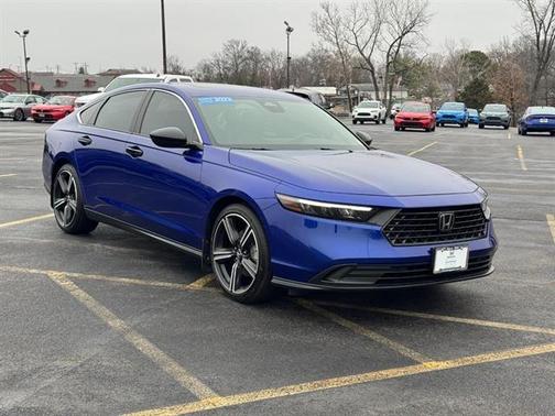 Still Night Pearl 2023 Honda Accord Hybrid Sport