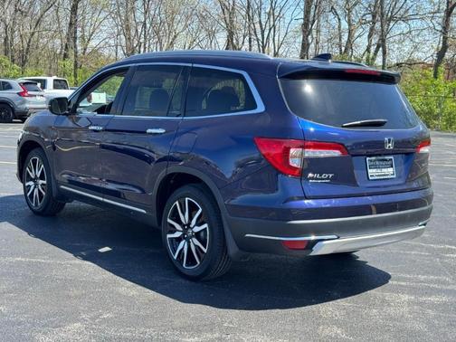 2022 Honda Pilot Touring 7-Passenger