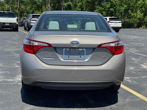 Brown Sugar Metallic 2016 Toyota Corolla LE