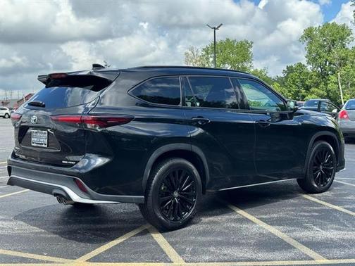 2024 Toyota Highlander XSE