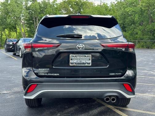 2024 Toyota Highlander XSE