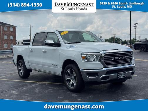 Bright White Clearcoat 2024 RAM 1500 Laramie