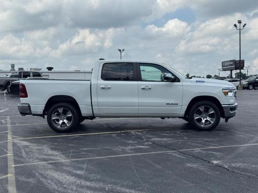Bright White Clearcoat 2024 RAM 1500 Laramie