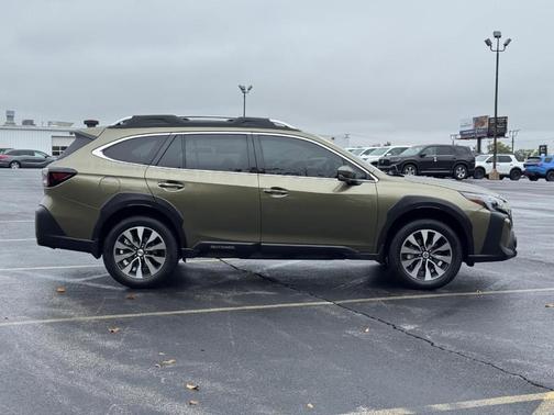 2025 Subaru Outback Touring XT