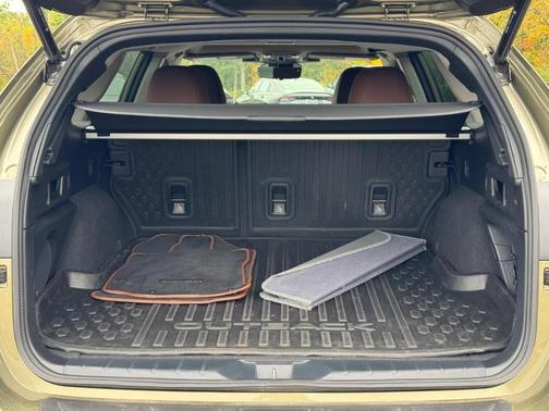 2025 Subaru Outback Touring XT