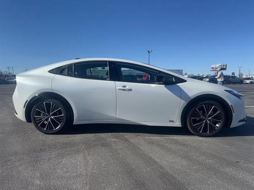 2023 Toyota Prius LE
