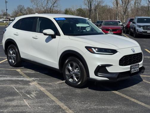 White 2026 Honda HR-V LX