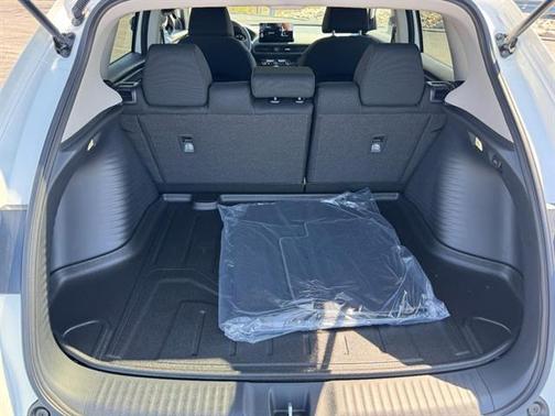 White 2026 Honda HR-V LX