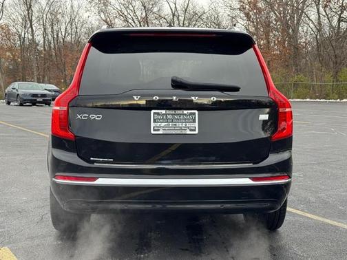 2023 Volvo XC90 Recharge Plug-In Hybrid T8 Ultimate 6-Seater