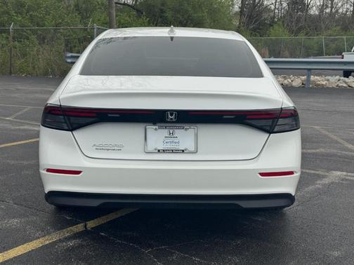 Platinum White Pearl 2025 Honda Accord LX