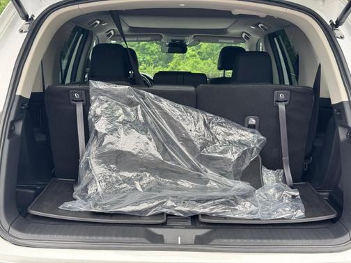 Platinum White Pearl 2026 Honda Pilot Touring