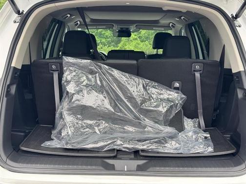 Platinum White Pearl 2026 Honda Pilot Touring