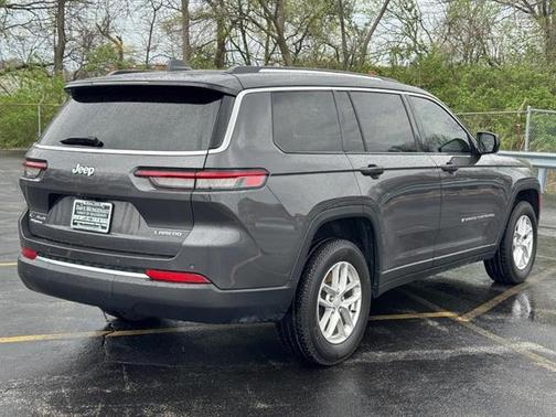 Metallic 2022 Jeep Grand Cherokee L Laredo