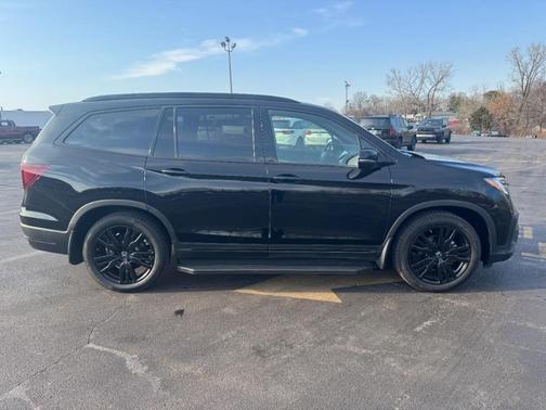 2022 Honda Pilot Black Edition