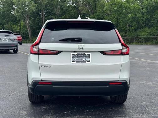 White 2023 Honda CR-V EX