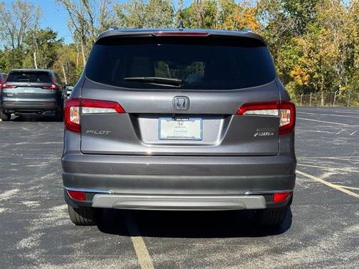 2022 Honda Pilot Touring 7-Passenger