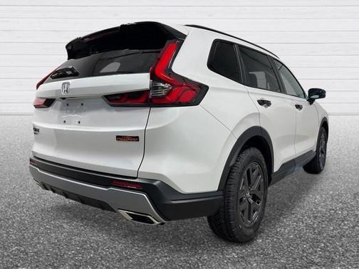 Platinum White Pearl 2026 Honda CR-V Hybrid TrailSport