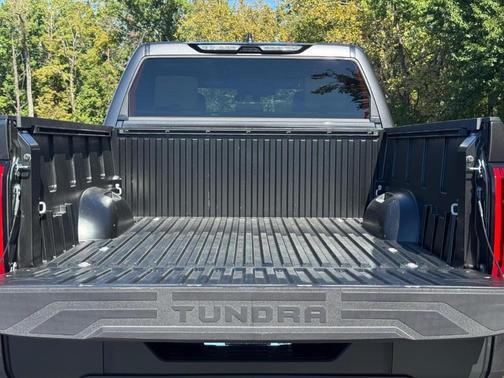 2025 Toyota Tundra SR
