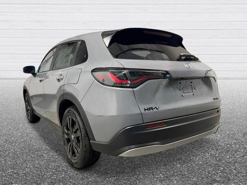 Urban Gray Pearl 2027 Honda HR-V Sport