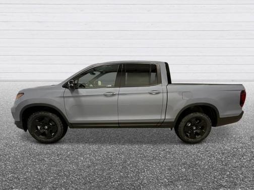 Sonic Gray Pearl 2026 Honda Ridgeline Black Edition