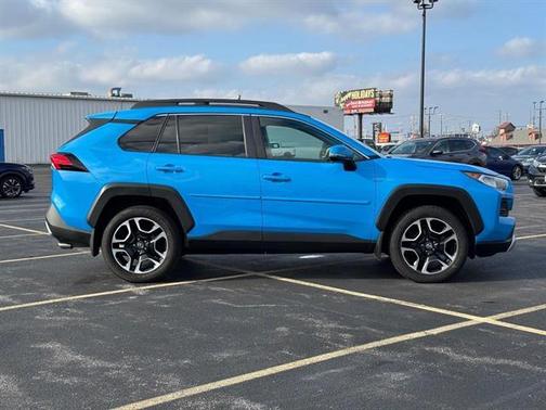 2019 Toyota RAV4 Adventure