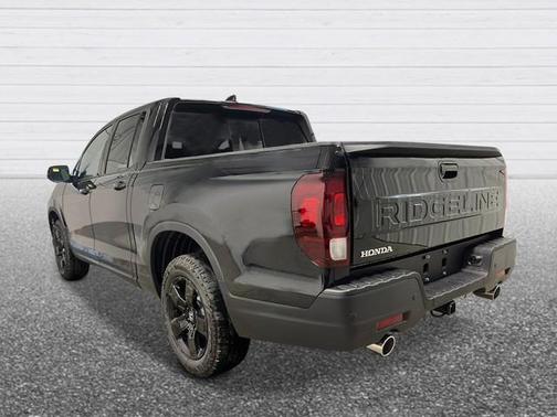 Crystal Black Pearl 2026 Honda Ridgeline Black Edition