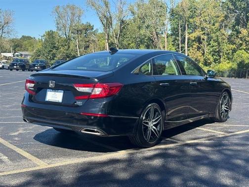 2022 Honda Accord Touring 2.0T