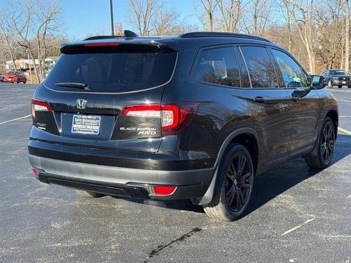 2022 Honda Pilot Black Edition