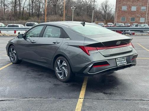 2025 Hyundai ELANTRA HEV Limited