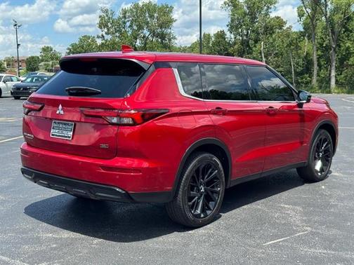 2023 Mitsubishi Outlander SEL Black Edition
