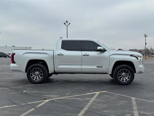 2023 Toyota Tundra Hybrid Capstone