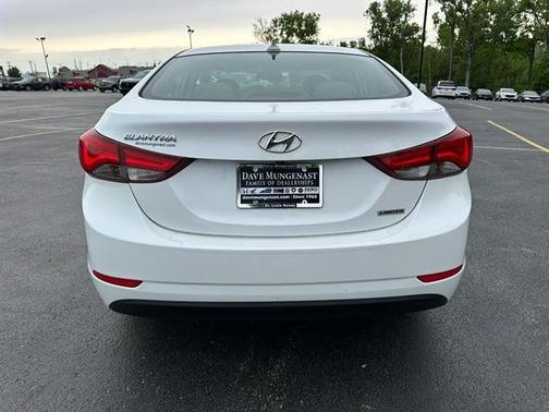 2015 Hyundai ELANTRA Limited
