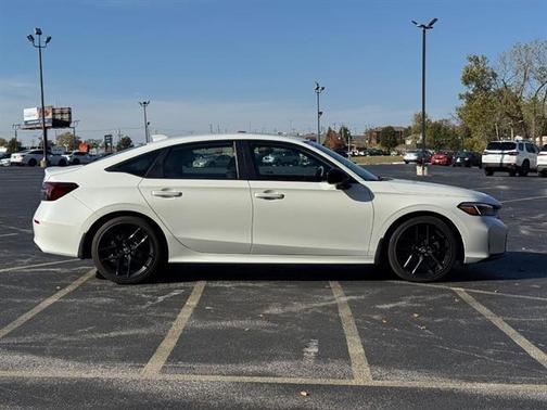 2025 Honda Civic Hybrid 