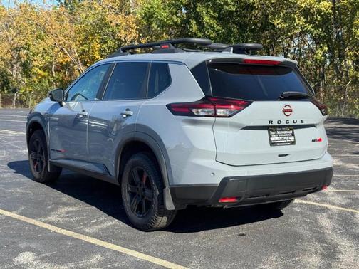 2025 Nissan Rogue Rock Creek