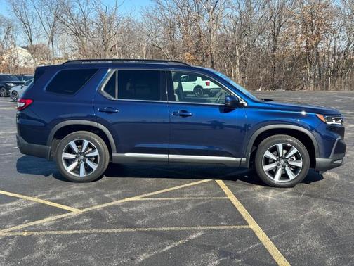 2023 Honda Pilot Touring
