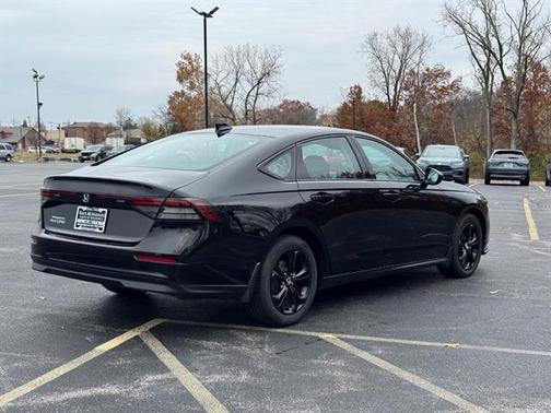 2025 Honda Accord SE