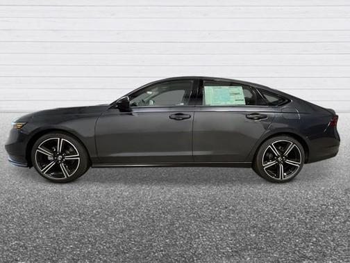 Meteorite Gray Metallic 2026 Honda Accord SE