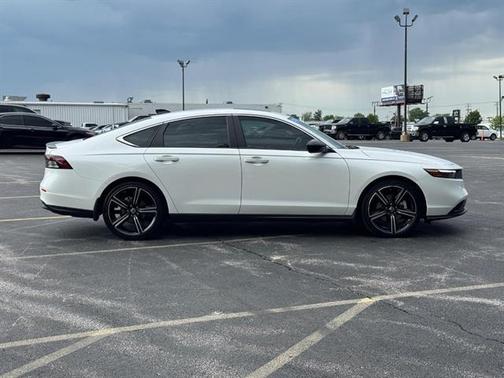 Platinum White Pearl 2025 Honda Accord Hybrid Sport