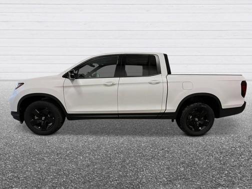 Platinum White Pearl 2026 Honda Ridgeline Black Edition