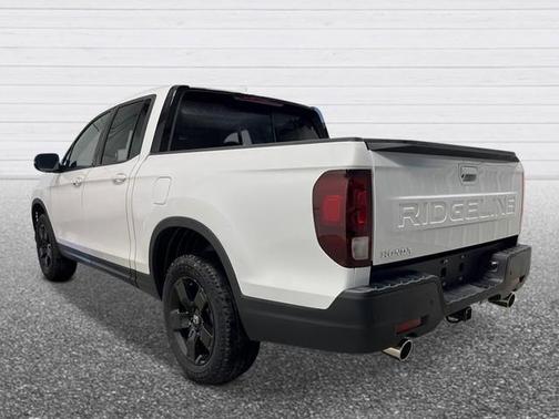 Platinum White Pearl 2026 Honda Ridgeline Black Edition