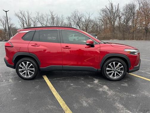 2023 Toyota Corolla Cross XLE